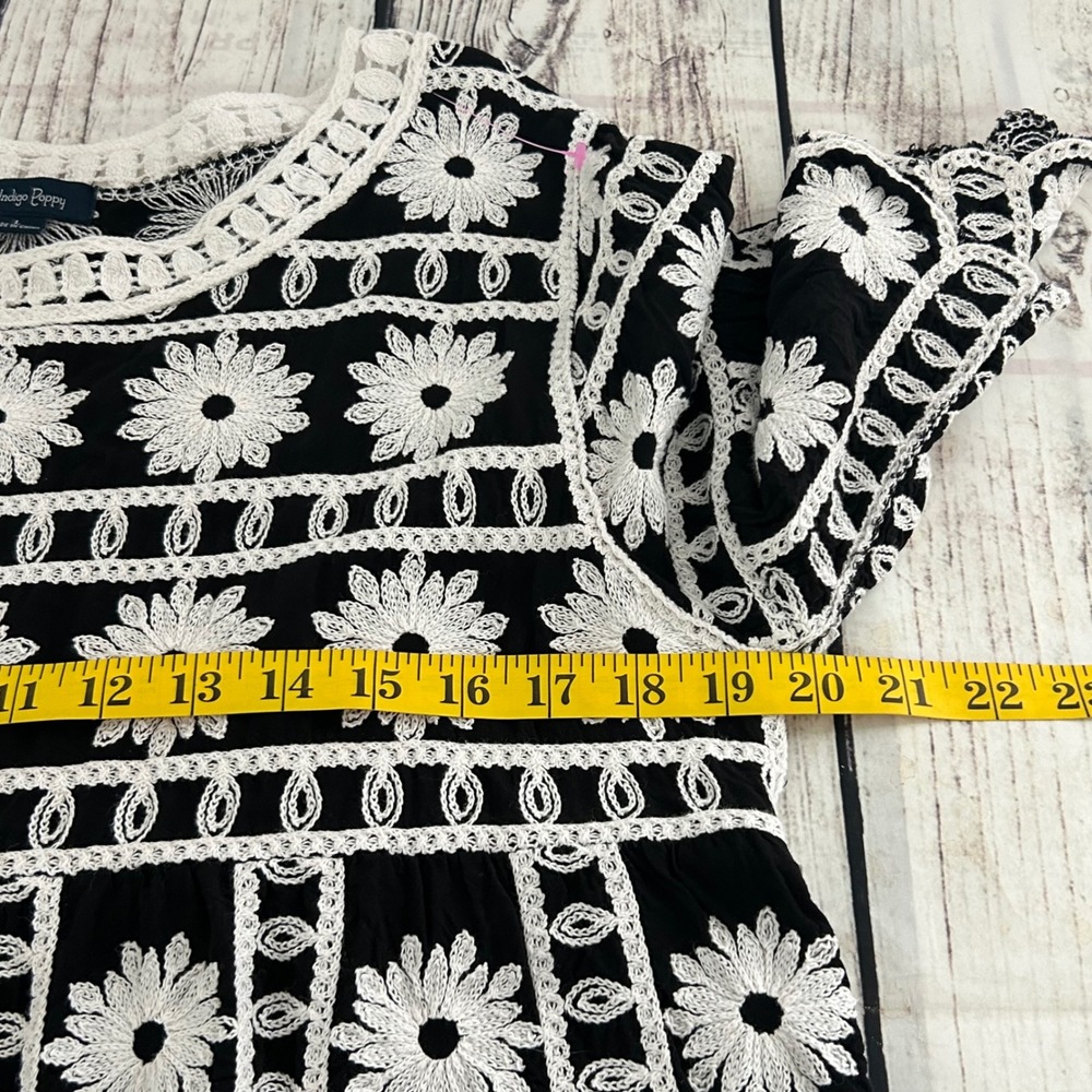 Indigo Poppy Black White Floral Embroidered Crochet Boho Festival Crop Top L - Picture 8 of 9